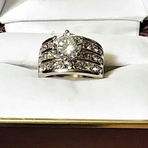 Jewelry - 3/25 14k White Gold Filled  Engagement Ring sz6